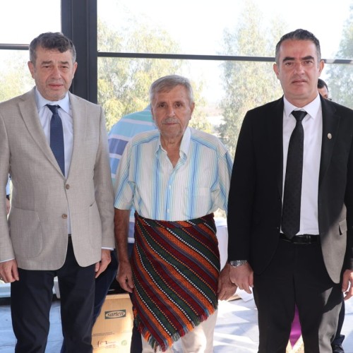 Başkan Arıcı yılın ahisine şed kuşattı